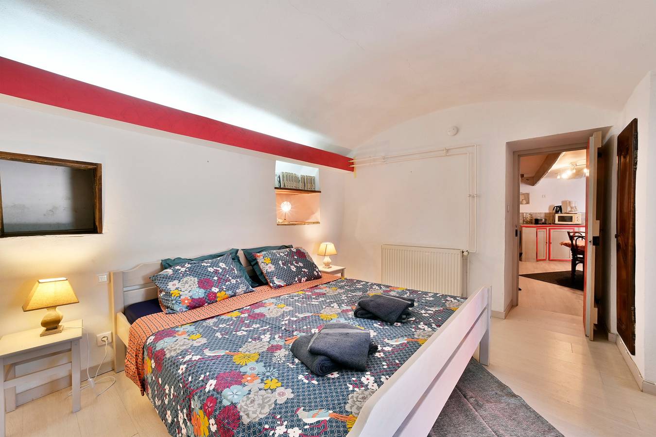 Appartement entier, Gîte Romy - Gîte avec piscine partagée in Lussan, Région de Nîmes