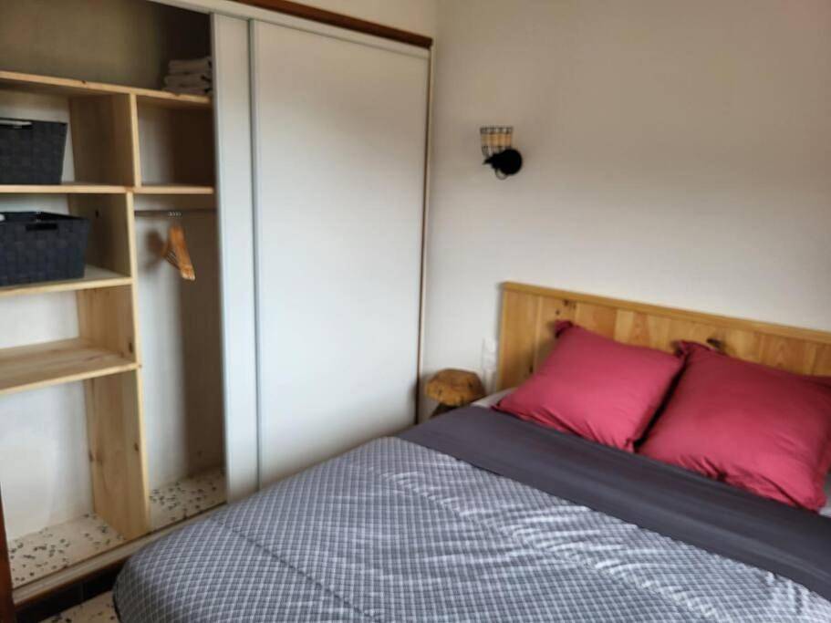 Two-Bedroom House in Duilhac-sous-Peyrepertuse, Parc naturel régional Corbières-Fenouillèdes