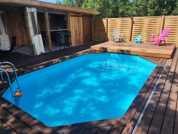 Cottage pour 2 personnes, avec piscine et sauna ainsi que jardin et jacuzzi, animaux acceptés à Saint-Julien-en-Born