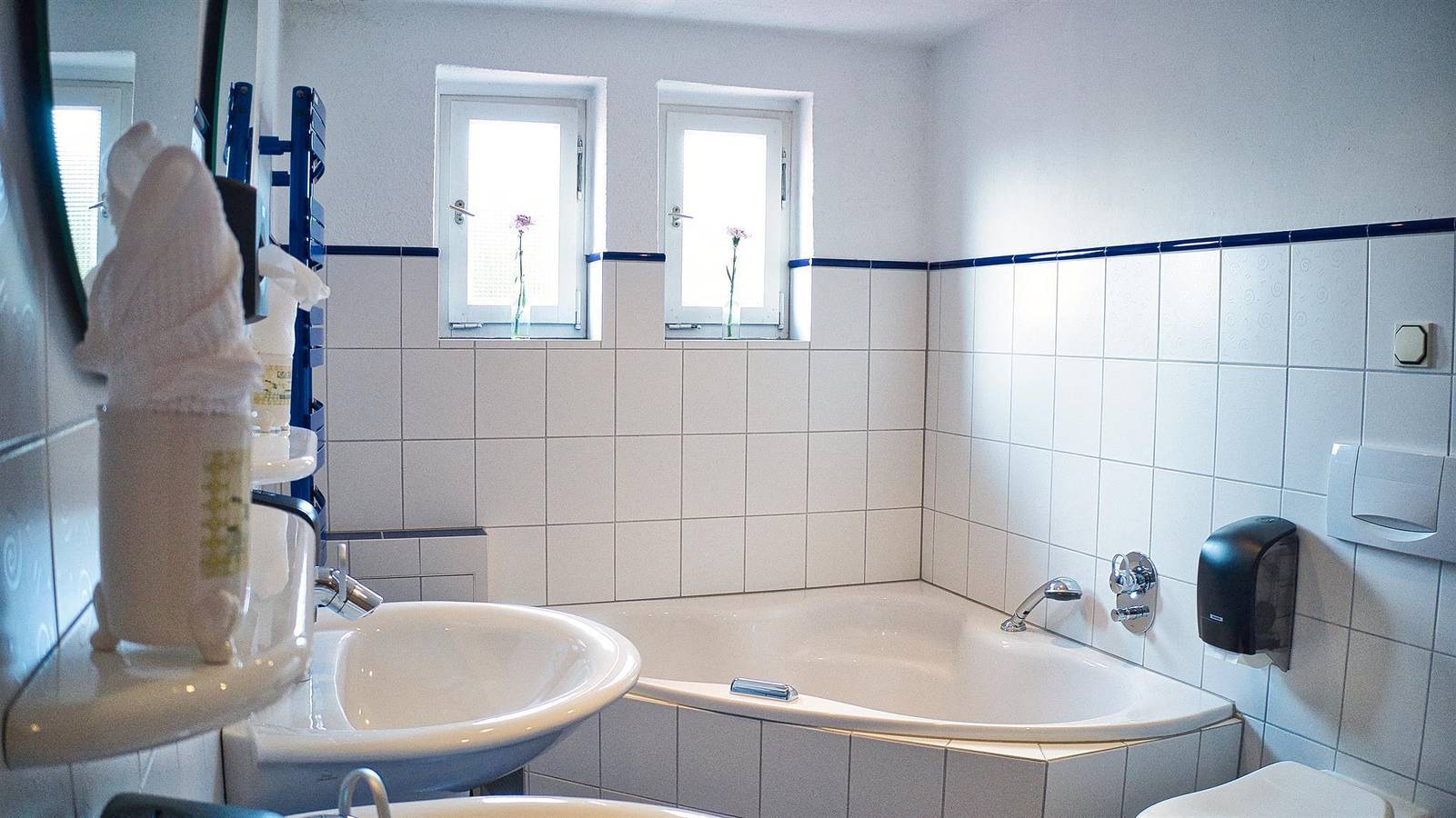 Doppelzimmer, Dusche oder Bad, Wc, 1 Schlafraum in Poppenhausen, Rhön-Hessen
