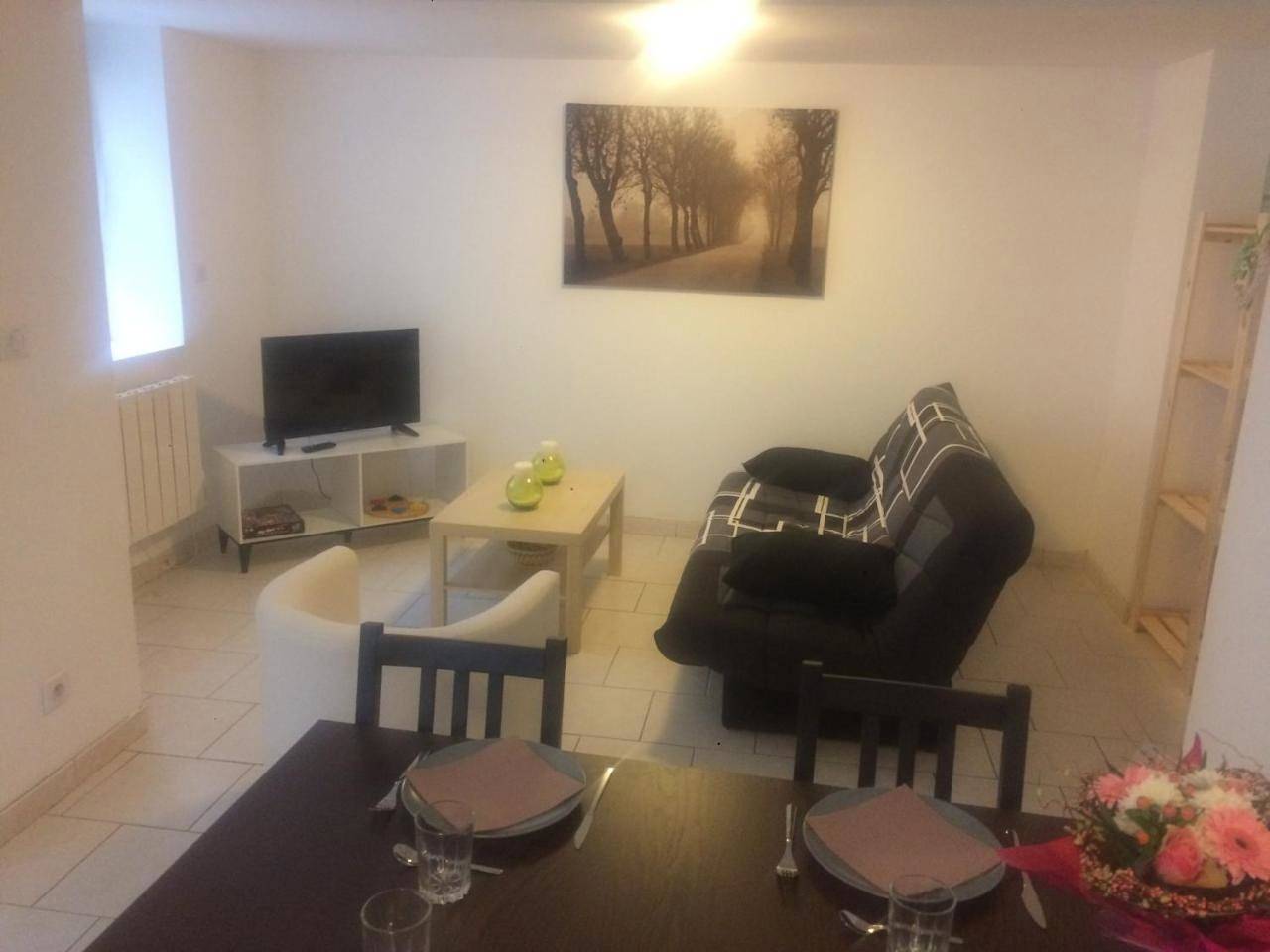Two-Bedroom House in Béthisy-Saint-Pierre, Oise