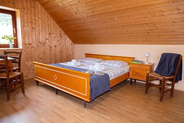 Goška Ravan Triple Room near Bled in Radovljica, Oberkrain