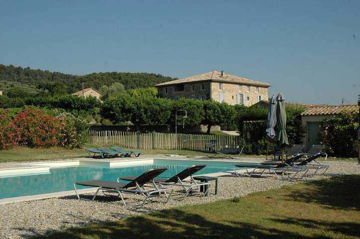 Gîte pour 4 personnes, avec jardin ainsi que piscine et terrasse dans Dentelles de Montmirail - 3