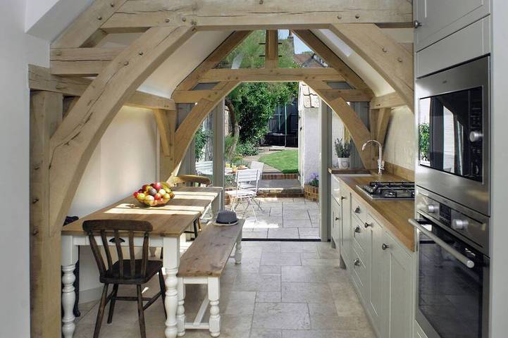 Log cabin for 4 people, with Garden in Winchester