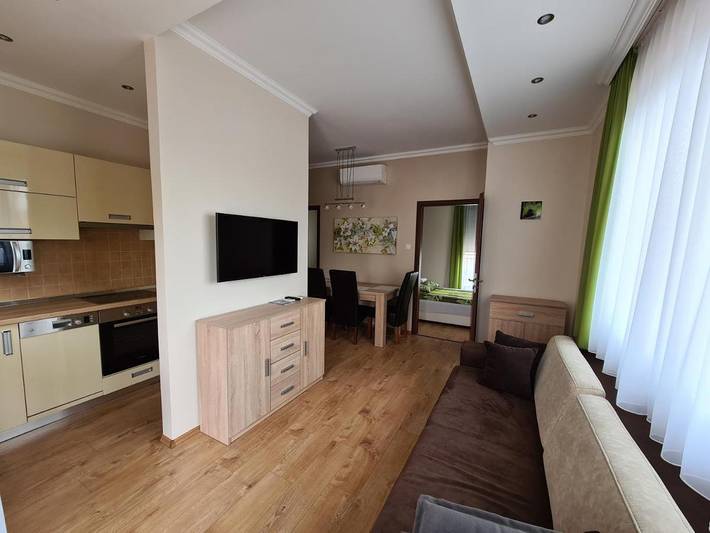 Ferienwohnung für 4 Personen, mit Garten und Whirlpool, kinderfreundlich in Zamardi - 2