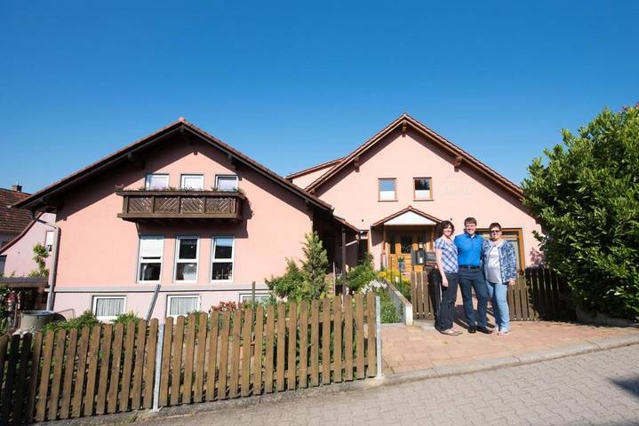 Ferienhaus für 2 Personen, mit Terrasse und Garten sowie Ausblick