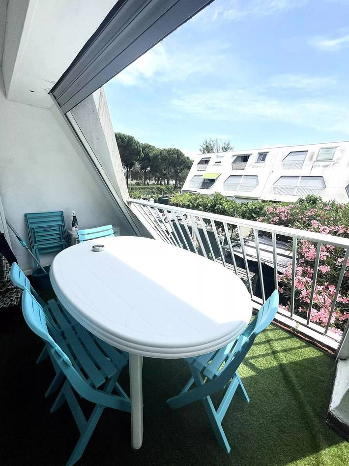 Gîte pour 5 personnes, avec terrasse dans Plage du Grand-Travers
