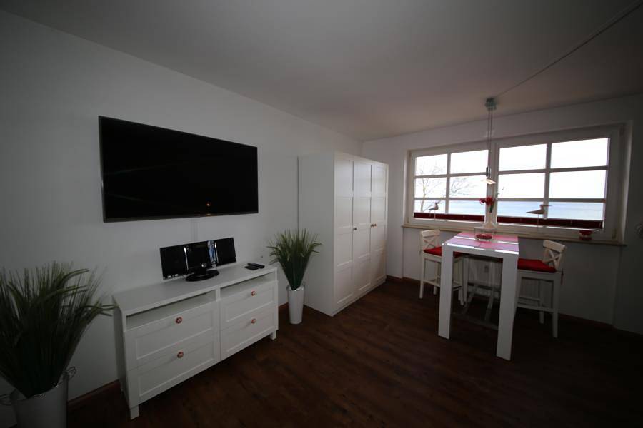 Raffiniert eingerichtete Ferienwohnung Jolle mit direktem Blick auf die Ostsee, foto 11