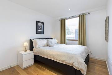 Apartment for 4 People in Croydon, London, Photo 1