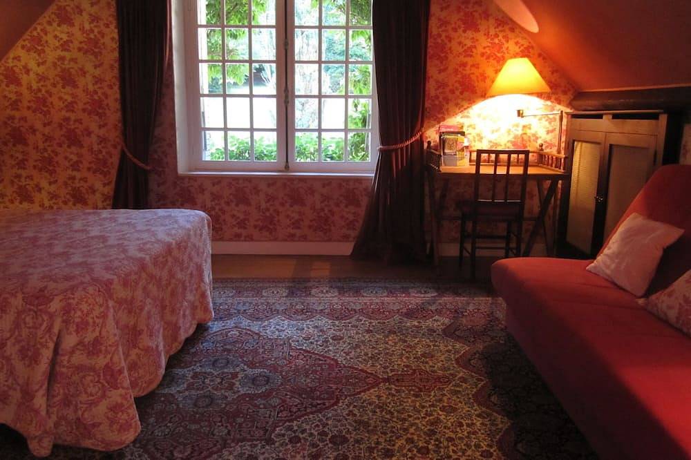 Chambre Et Petit Dejeuner Proche Limoges in Châteauneuf-la-Forêt, Région de Limoges