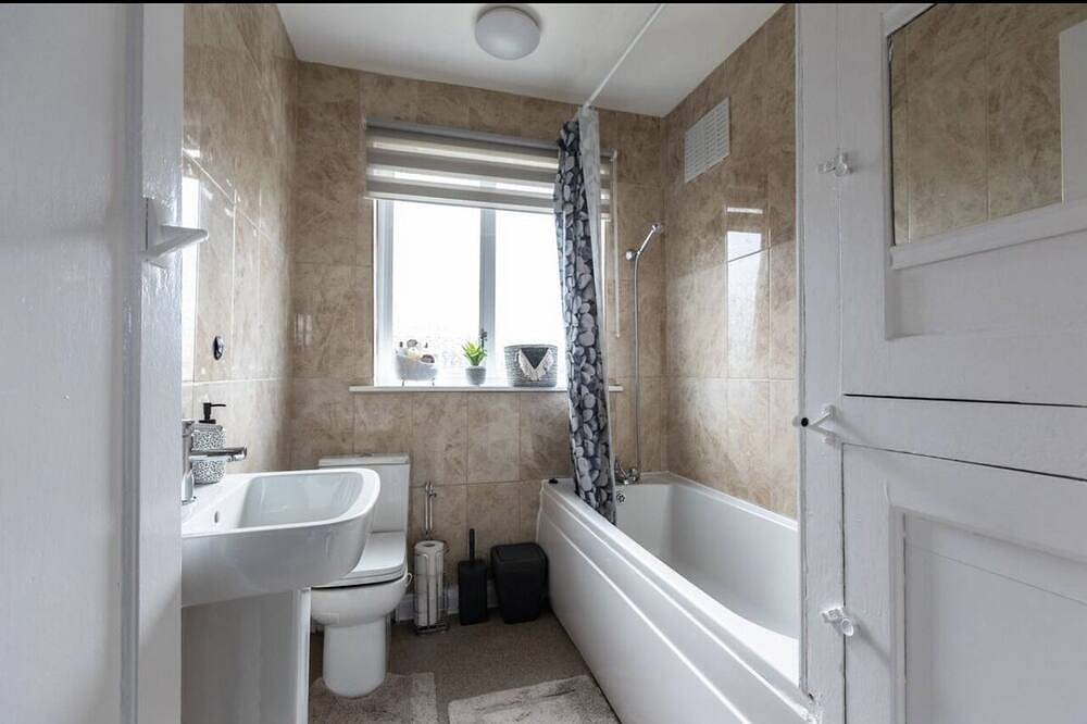 Prestige-Maison-Salle de bain privée in Kettering, Northamptonshire