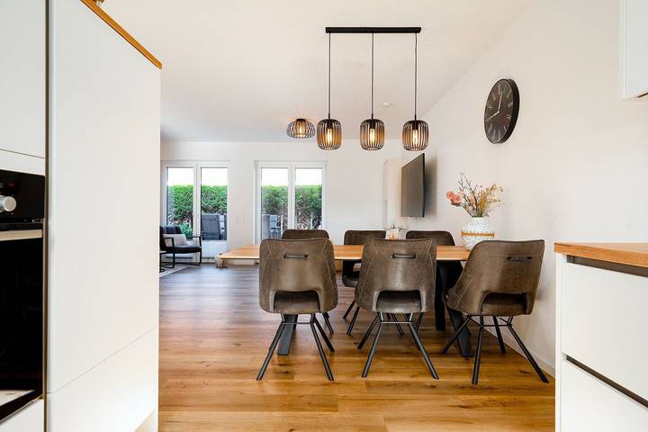 Ferienhaus für 6 Personen, mit Terrasse und Garten in Carolinensiel - 2
