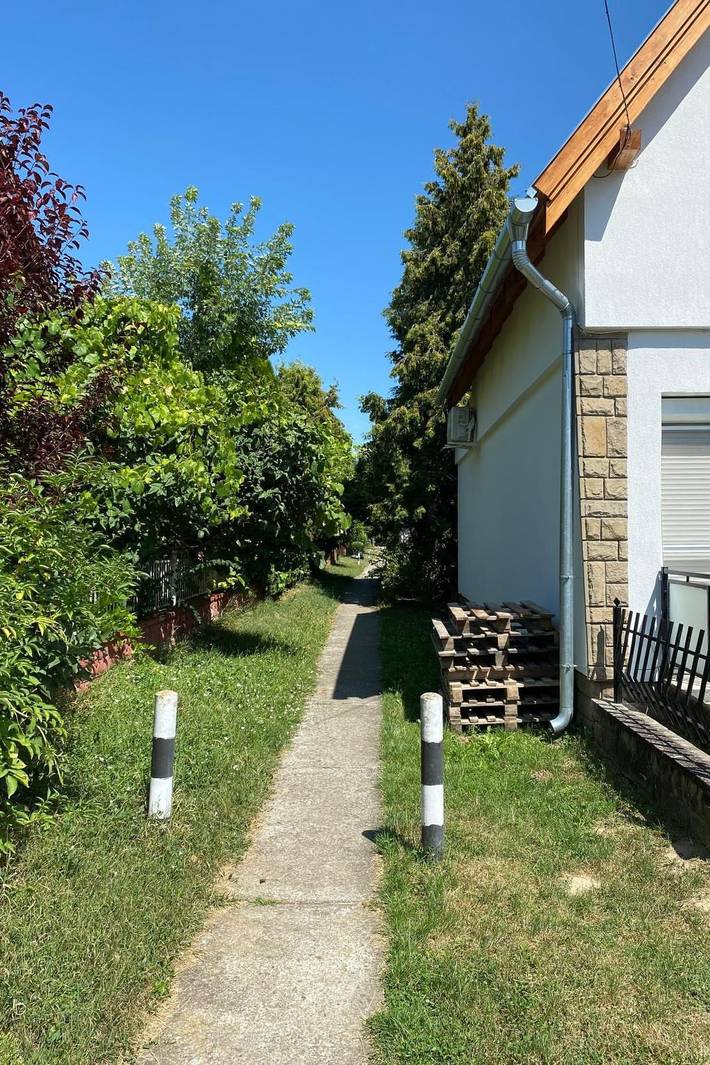 Freistehendes Ferienhaus in Dombóvár mit Terrasse und Garten in Dombowa, Komitat Tolnau