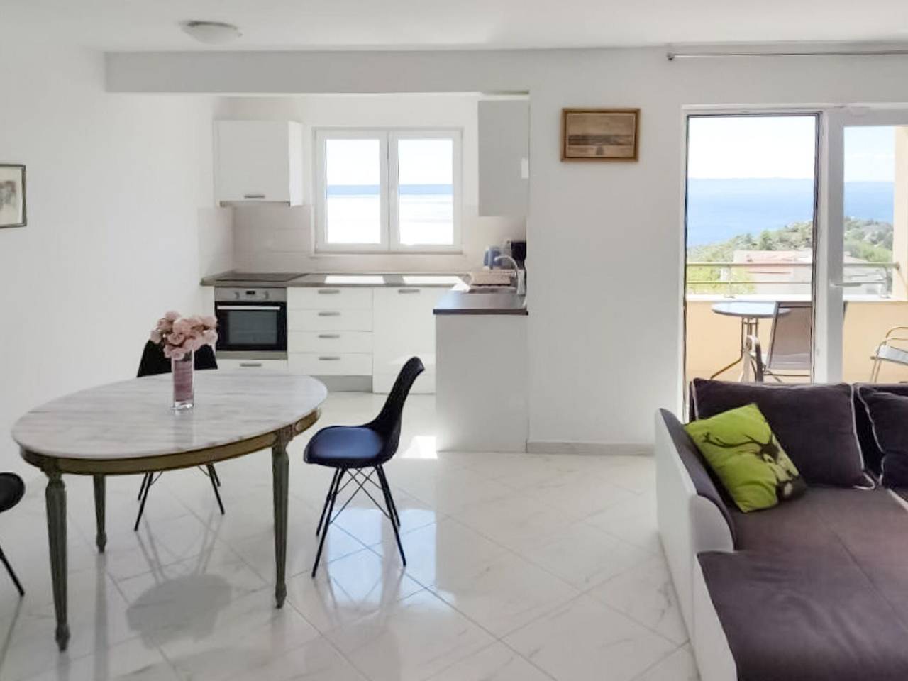 Ganze Wohnung, Ferienhaus in Makarska nahe Biokovo Gebirge in Veliko Brdo, Makarska
