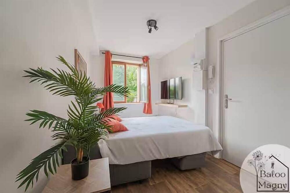 Entire apartment, Ariel - Appartement à Disneyland Paris in Magny-le-Hongre, Seine-et-Marne