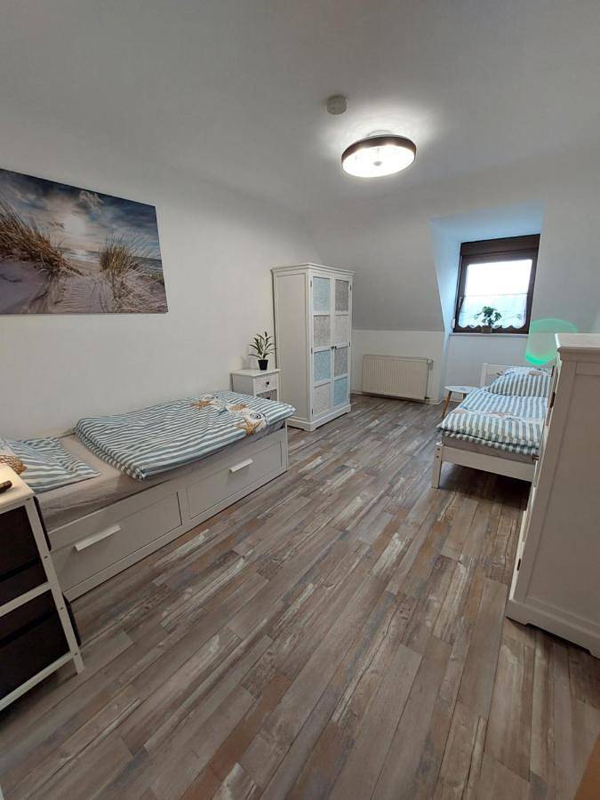 Ferienwohnung für 3 Personen, mit Balkon und Terrasse sowie Garten und Ausblick in Altmühlsee - 3