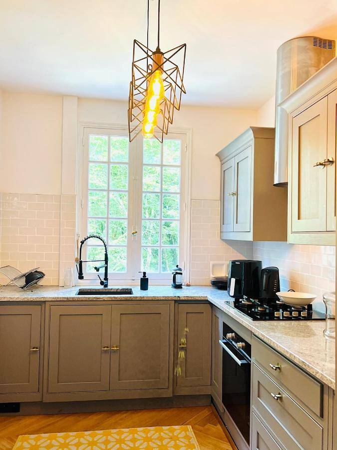 Location de vacances pour 6 personnes, avec vue et jardin à Argentat - 3