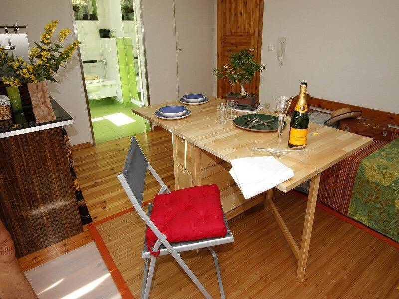 Ganzes Studio, Studio 'Auf D Kullenmühle' mit Privatterrasse, privatem Garten und Wi-Fi in Bad Herrenalb, Nordschwarzwald