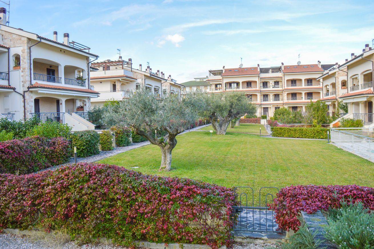 Apartamento entero, Residencia Micaene - Apartamento de dos habitaciones D5 Perseo in Pineto, Costa Adriatica Abruzzo