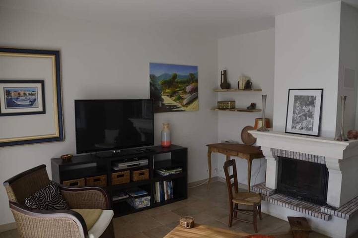 Location de vacances pour 5 personnes, avec jardin et piscine à Peri - 3