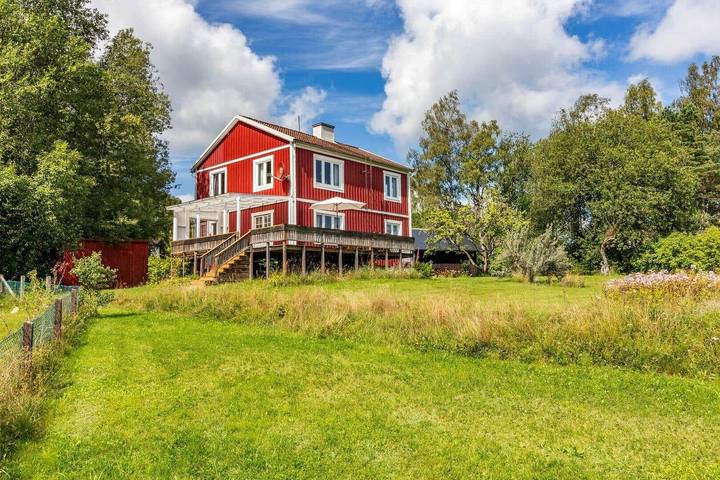 Ferienhaus für 6 Personen, mit Terrasse und Garten sowie Sauna in Lessebo und Umgebung