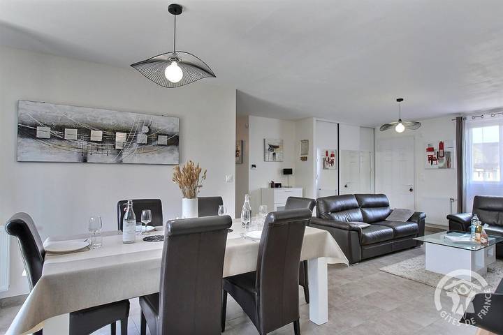 Gîte pour 6 personnes, avec jardin et terrasse à Pléboulle - 2