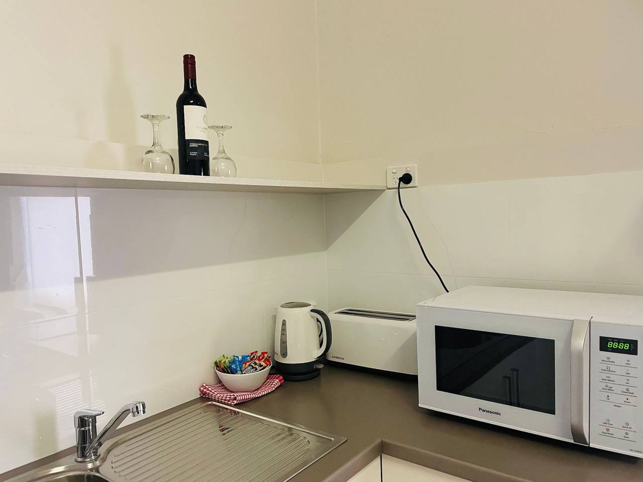 Entire apartment, Seafield Tower Glenelg Apartment no 6 in Adelaide, South Australia