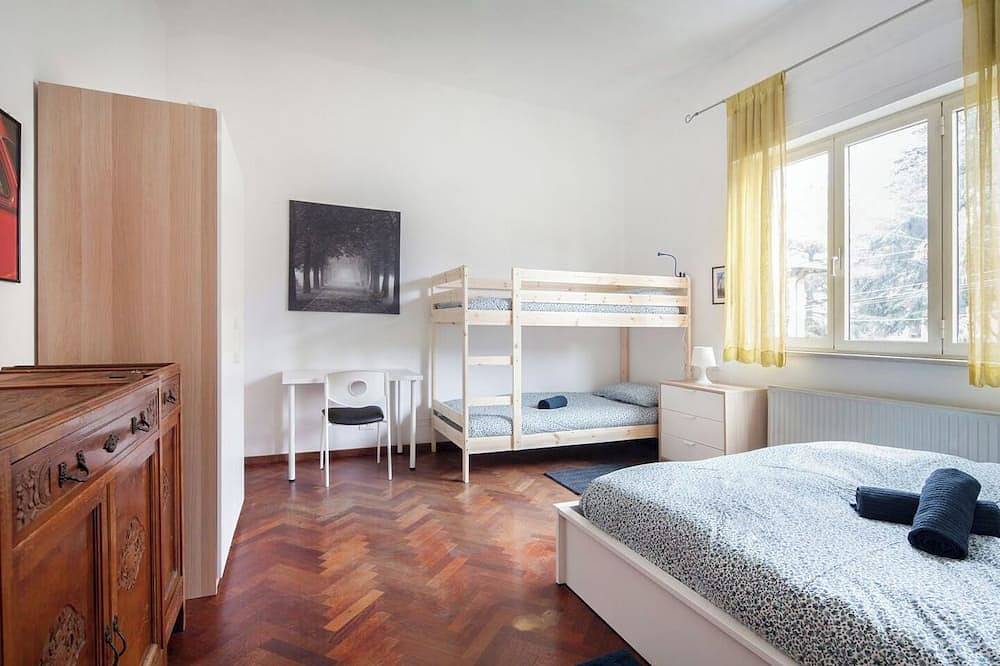 Cinque Terre breakfast home with optional access to Pool, Sauna and Jacuzzi in Sarzana, Regionaal Natuurpark Montemarcello-Magra-Vara