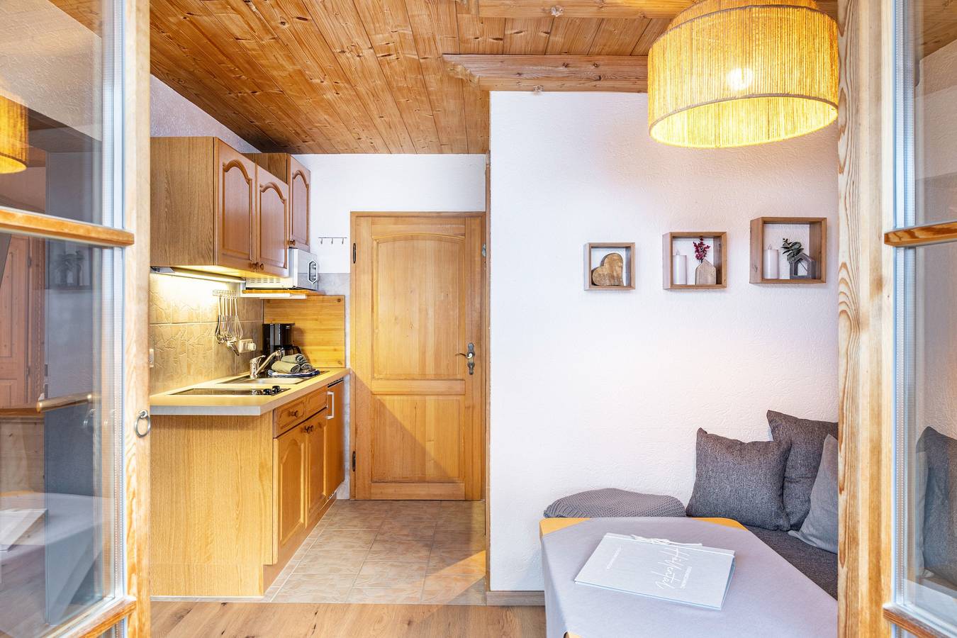 Entire apartment, Apartment 'Höllental' with Mountain View, Balcony, and Wi-Fi in Grainau, Eibsee