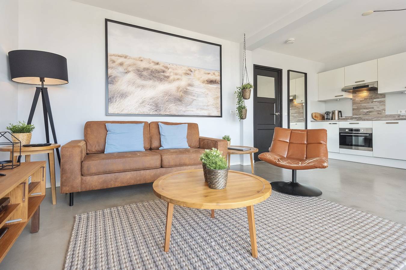 Entire apartment, De Boulevard B with private parking  in Zandvoort, North Sea Netherlands