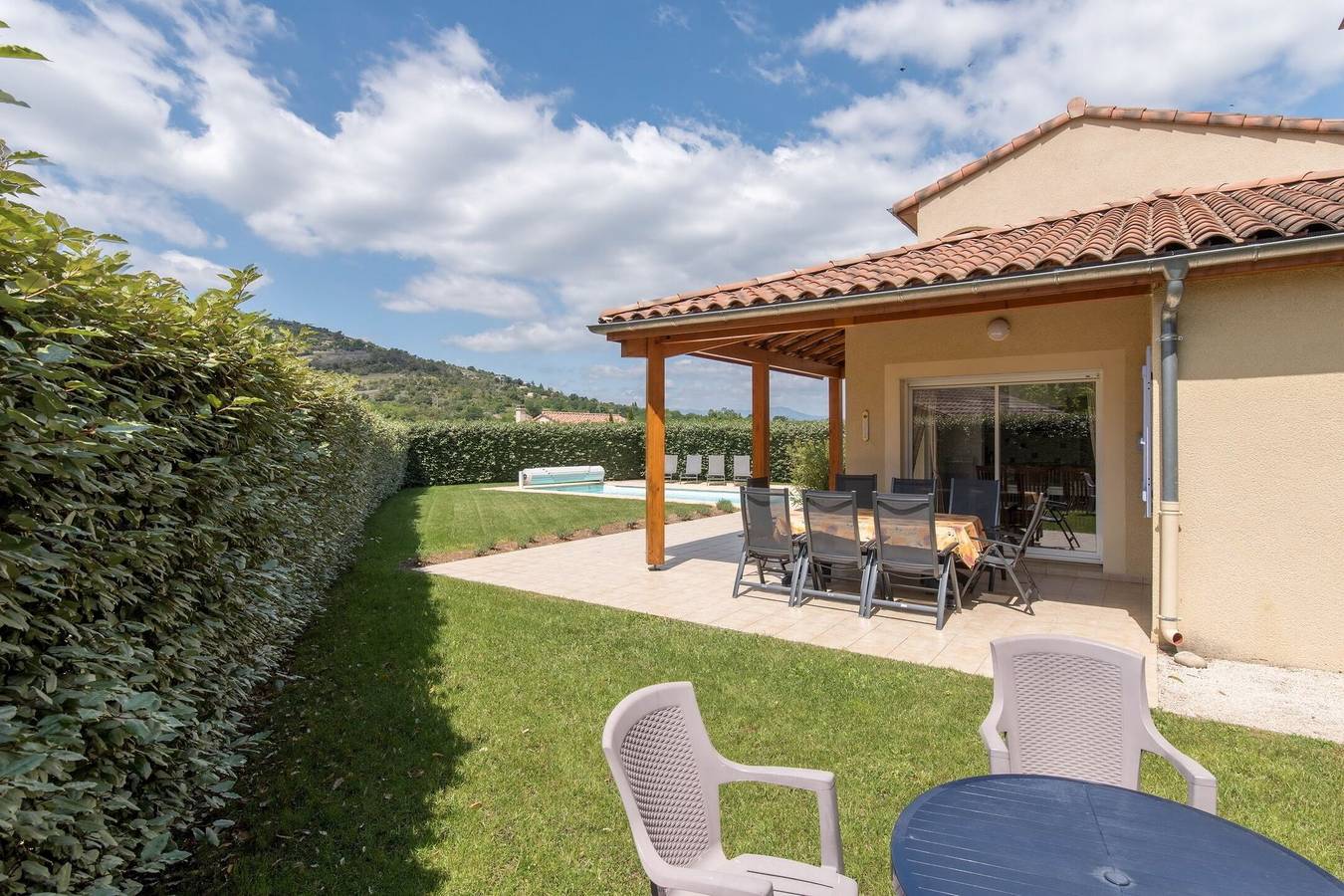 Villa pour 8 personnes avec balcon in Vallon-Pont-d'Arc, Ardèche