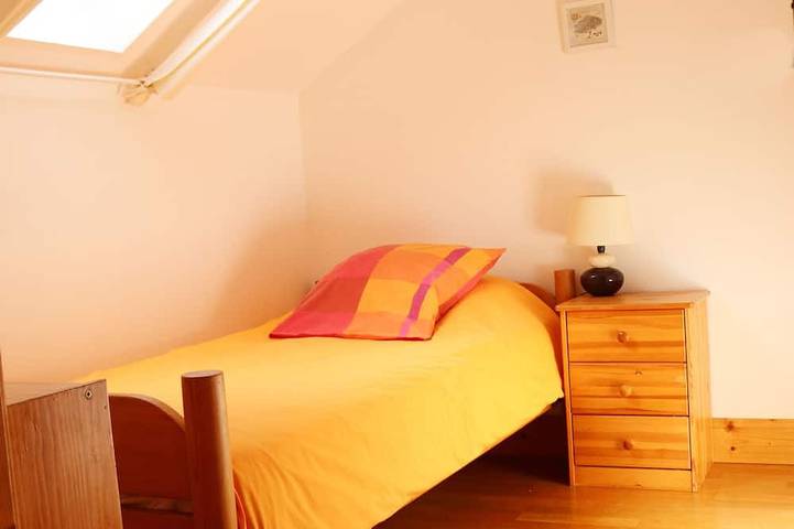 Gîte pour 5 personnes, avec terrasse ainsi que piscine et jardin à Saint-Sauveur-le-Vicomte - 4