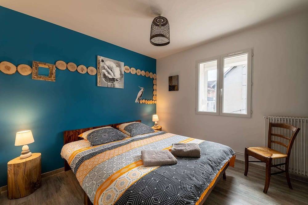 Apartamento entero, The Modern Wood, Hyper Center, 8 Pers., T3 de 70m² in Voiron, Isère