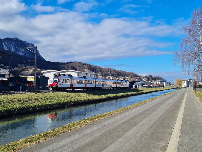 Location de vacances pour 6 personnes, avec jardin à Port-Valais