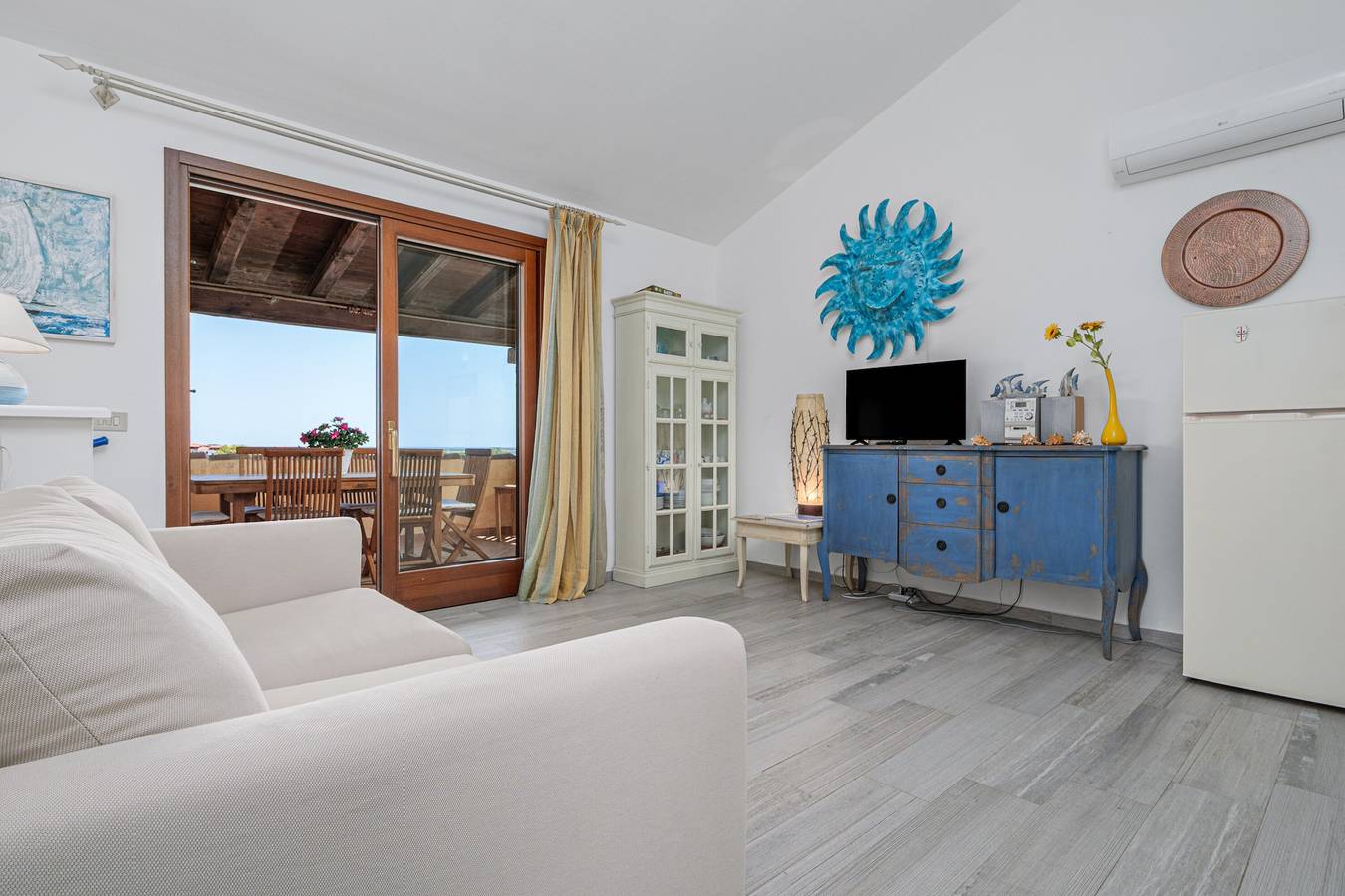 Casa Vacanze 'Il Balcone Su Tavolara' con Vista Mare, Piscina in Comune e Aria Condizionata in Porto San Paolo, Loiri Porto San Paolo