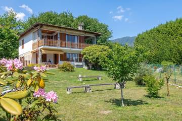 Appartamento per 4 Persone in Comune di Massino Visconti, Alpi Pennine, Foto 1