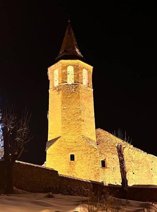 Gîte pour 6 personnes, avec terrasse et vue, animaux acceptés dans Salardú - 3