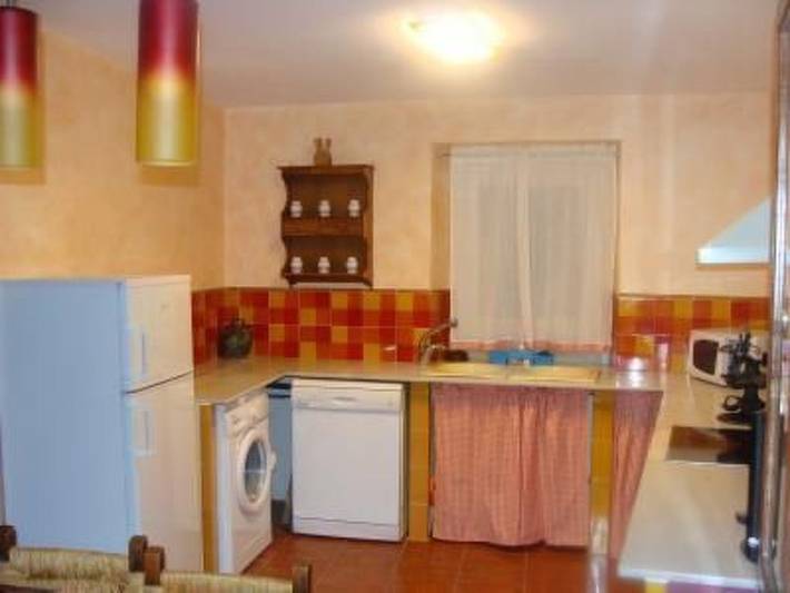 Ferienpark für 6 Personen, mit Pool und Garten sowie Balkon in Spanien - 3