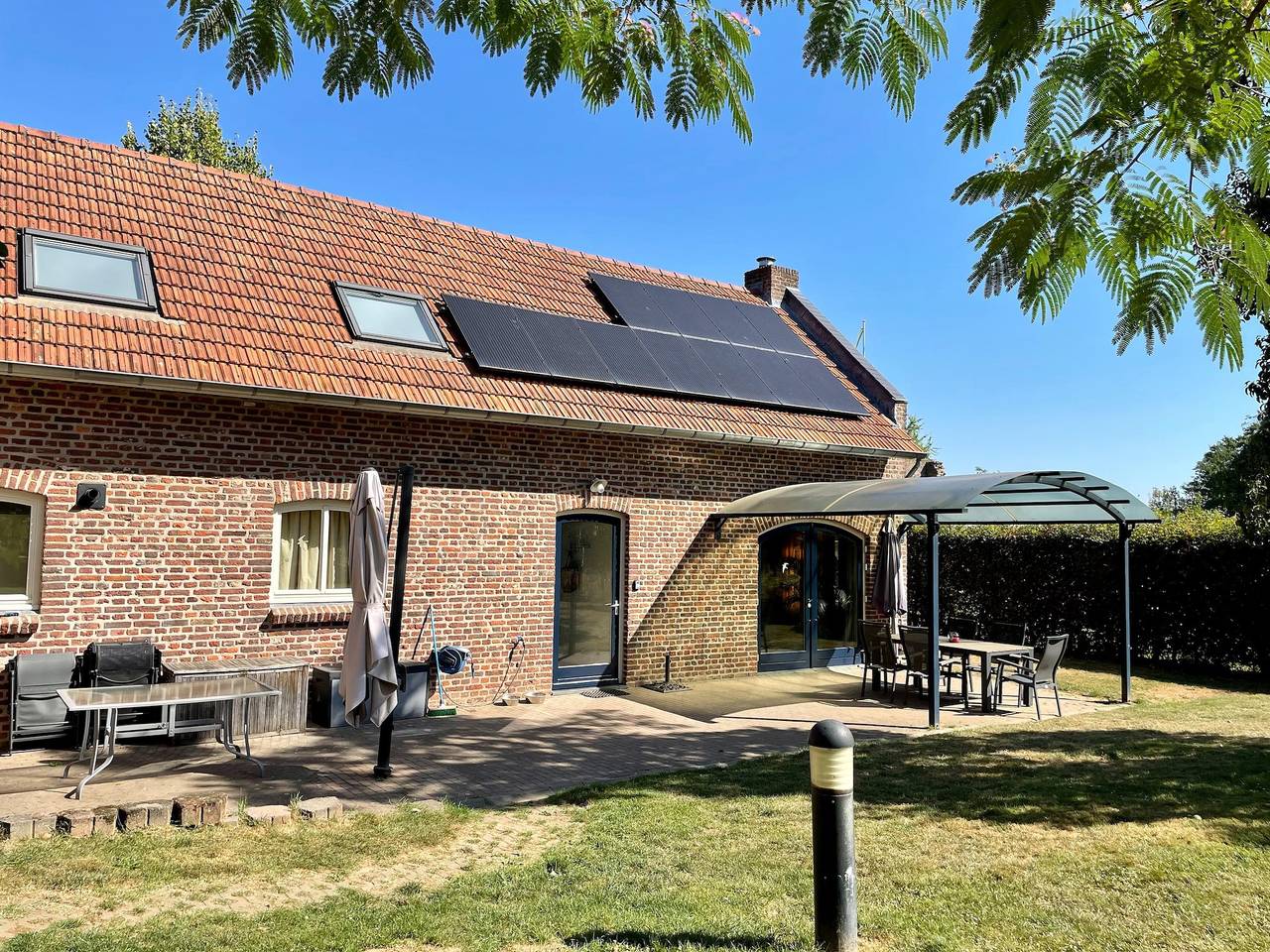 Koetshuis bij Roermond met tuin in Limburg
