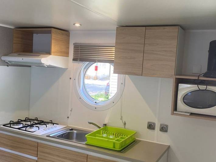 Mobil home pour 4 personnes, avec piscine et terrasse, animaux acceptés à Mialet - 3