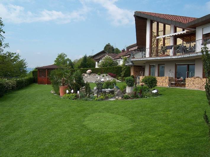 Ferienwohnung für 4 Personen, mit Garten und Seeblick sowie Terrasse am Bodensee - 2