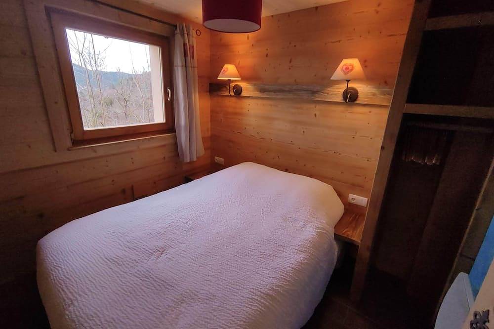 Chalet indépendant Bain à Remous & Sauna Privatifs in Dommartin-lès-Remiremont, Région d'Épinal