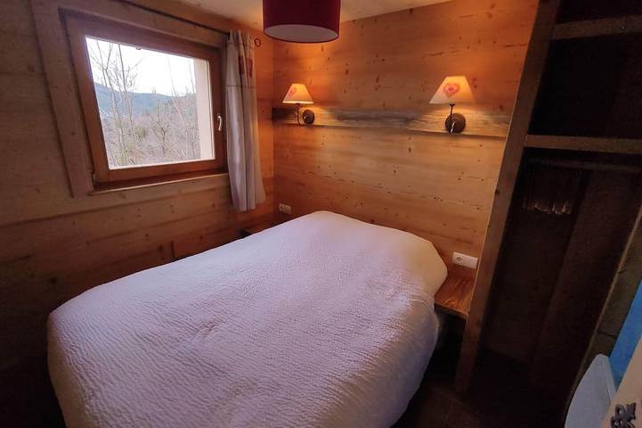 Gîte pour 10 personnes, avec jardin et jacuzzi ainsi que terrasse et sauna, animaux acceptés à Dommartin-lès-Remiremont - 2