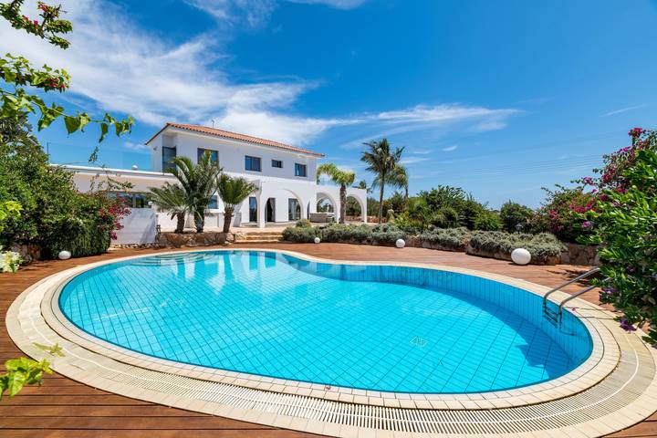 Holiday home for 8 people, with balcony and garden in Ayia Napa