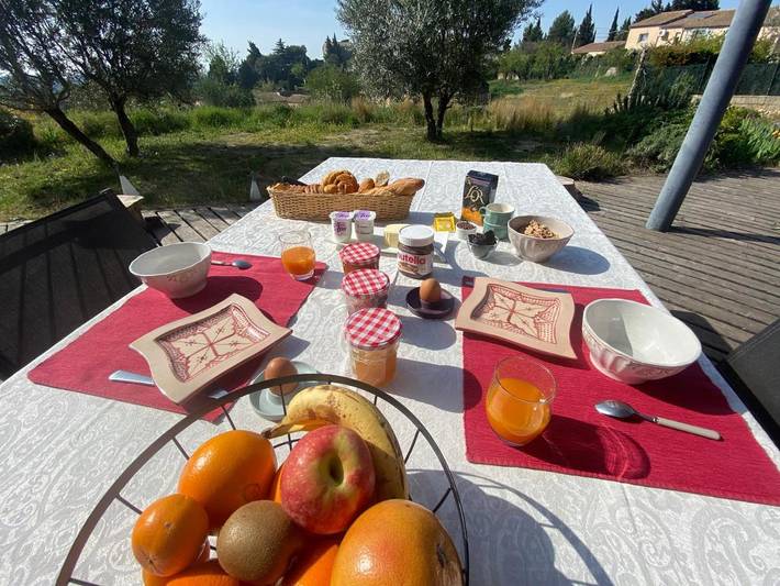 Chambre d’hôte pour 4 personnes, avec piscine et jardin ainsi que vue et bassin pour enfant à Pujaut - 3