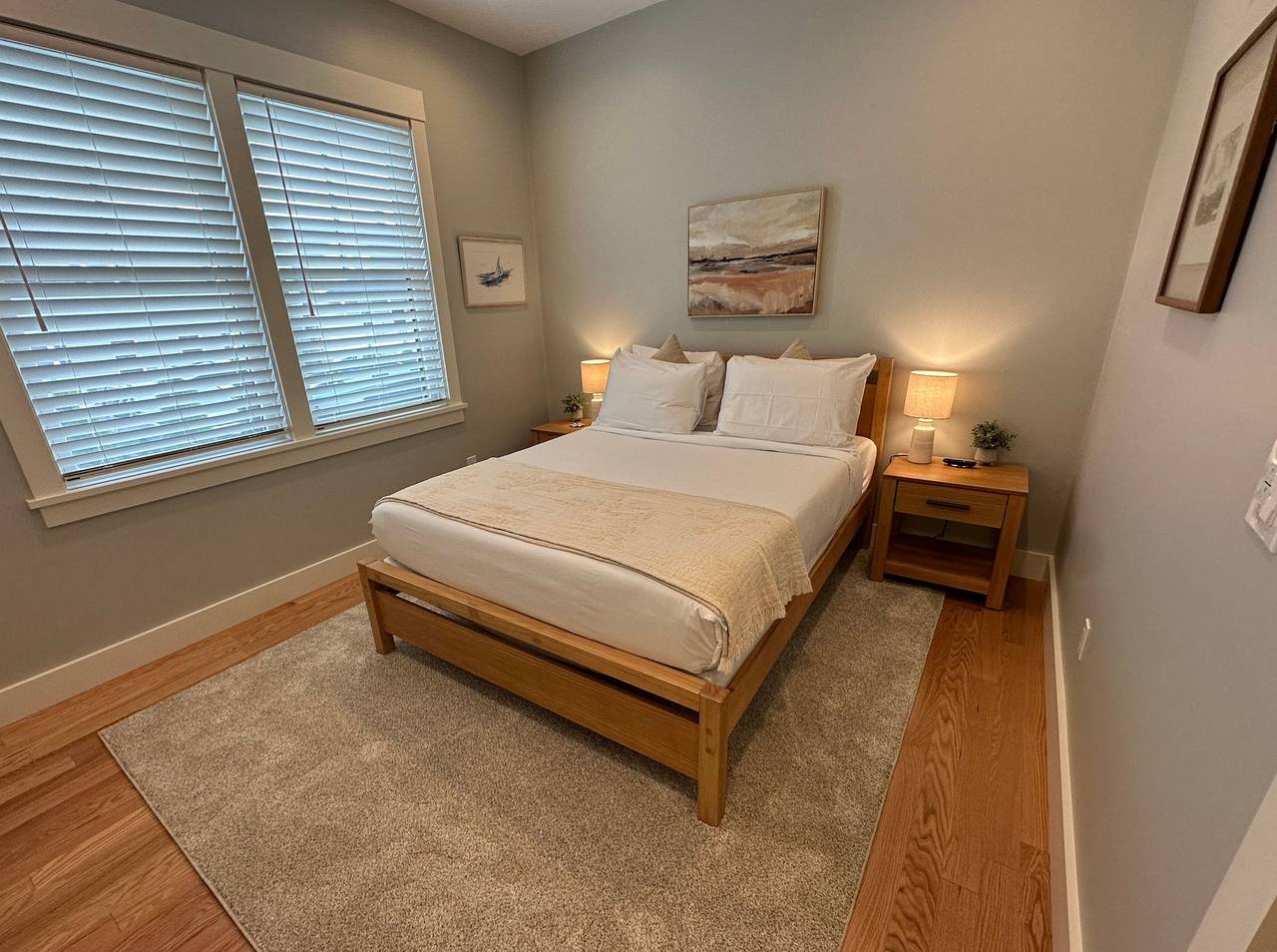 Brand New Construction! 3 Unit/5 Bed Property in Newport, Newport County