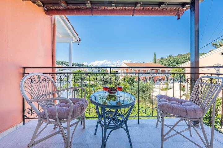 Vakantiewoning voor 4 personen, met Balkon en Tuin op Corfu