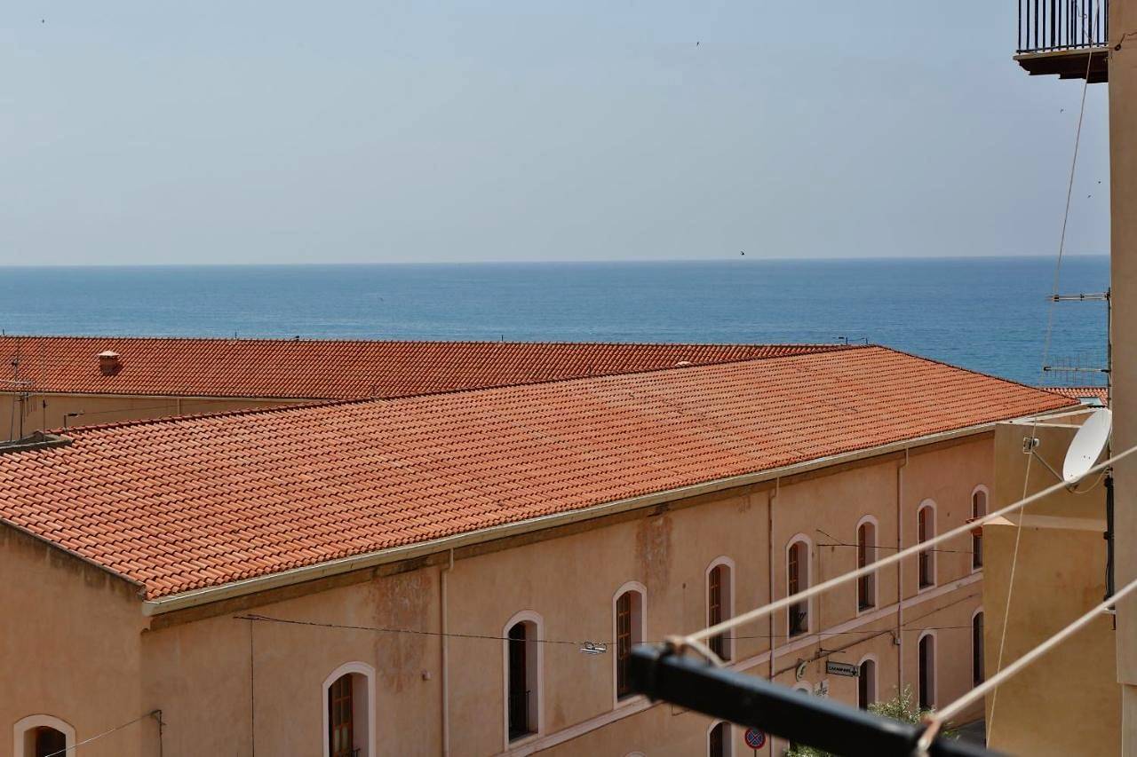 Palazzo Melnis in Cefalù, Cefalù (Comune)