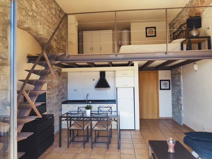 Apartamento para 2 personas, con Terraza en Manresa