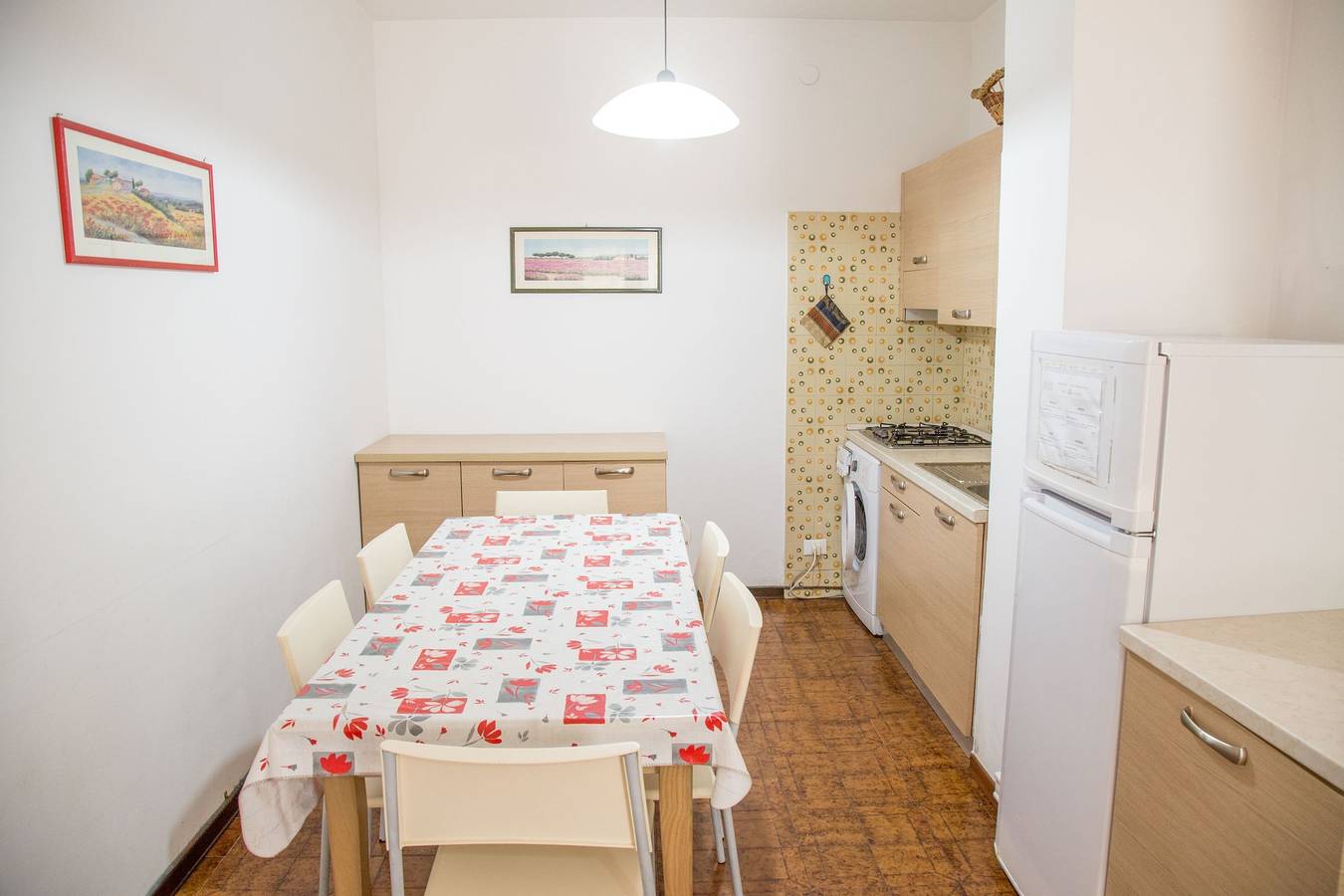 Ganze Wohnung, Pinewood-Refugium mit Garten in Eraclea Mare, Venedig Provinz